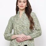 women floral printed mandarin neck top