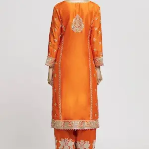 Bhumika Vaid - Women Orange Kurta And Palazzo - Tussar Embroidered Floral Amaya Set| Kanika's| Puja