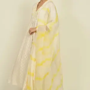 Buy Aastha Jain Ivory Bead Embroidered Kurta Set For Women Available online at ScrollnShops White / 3XL