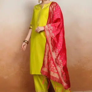 Vishudh Ethnic Motifs Printed Kurta With Palazzo & Dupatta (M) by SANKAN