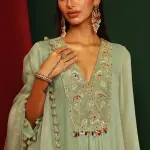 Eesha Mahajan Jade Embroidered Kurta Set for Women at Lovel